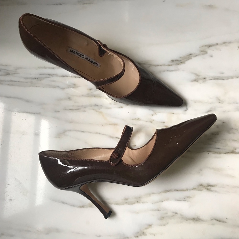 Manolo Blahnik Campari Brown EUC Mary janes jane